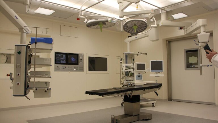 Best Health Care Services With Best Quality Equipments